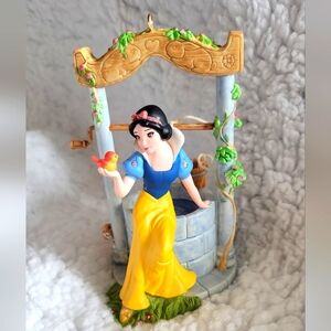 New 2007 Hallmark Keepsake "Wishes Do Come True" Snow White Ornament